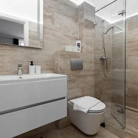 Acacia Tree 43 - Design Meets Comfort *